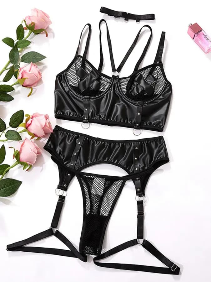 Эротический комплект нижнего белья латекс BDSM