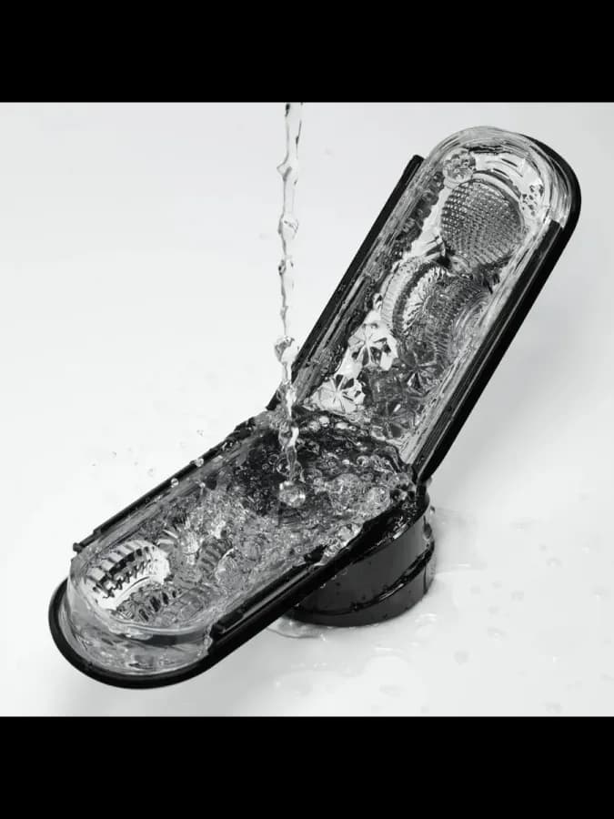 Мастурбатор Tenga Flip Zero Gravity с вибрацией, черный — фото 2