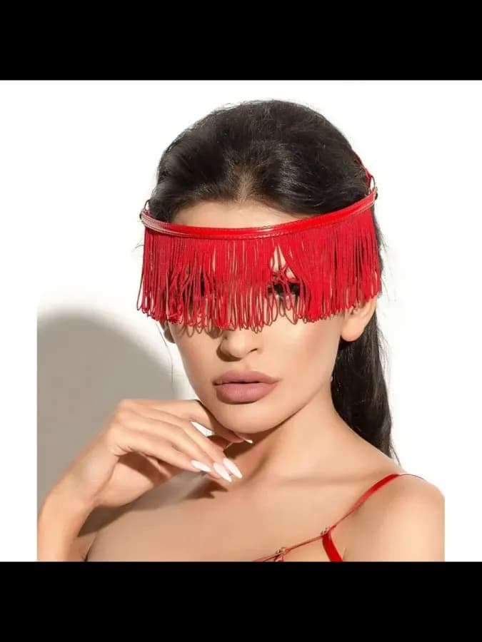 Красное украшение на голову Queen of hearts с бахромой
