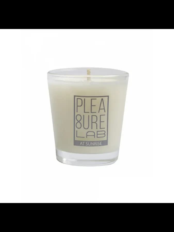 Свеча эротическая соевый воск табак Pleasure Lab
