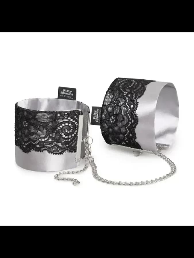 Play Nice Handcuffs, Наручники с кружевом Play Nice атласные — фото 1
